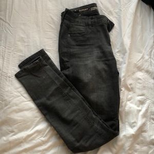 dark gray skinny jeans